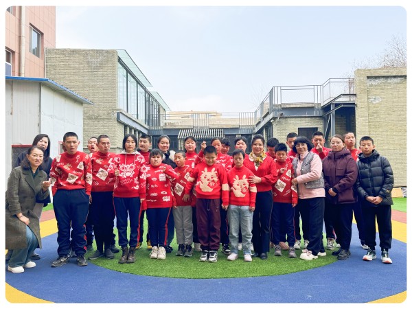 【學雷鋒巾幗送溫暖】德利源公司為賽罕區心語愛心康復中心兒童送上愛心與祝福